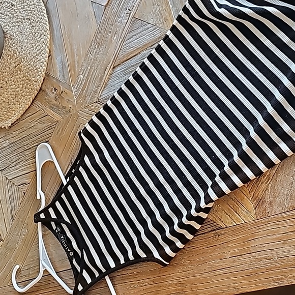 ATHLETA stretchy summer tank dress! Xs - Picture 3 of 4